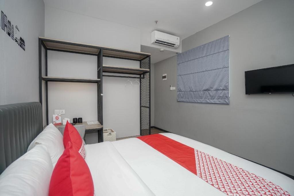 Oyo 568 Rajawali Homestay Palembang Eksteriør bilde