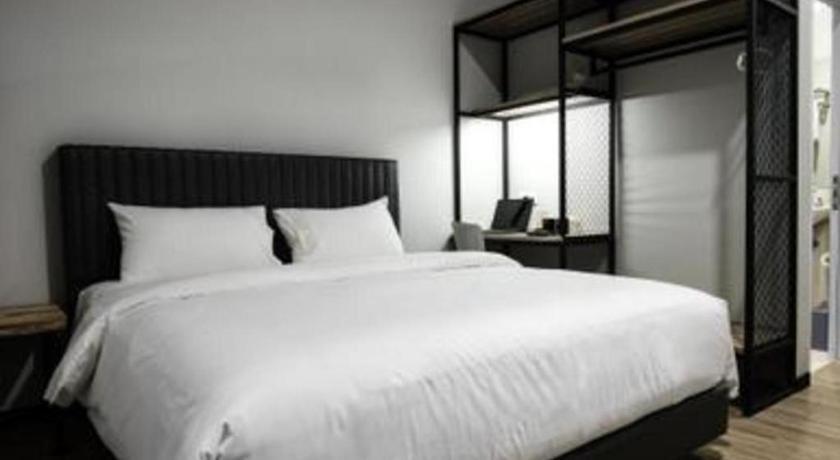 Oyo 568 Rajawali Homestay Palembang Eksteriør bilde