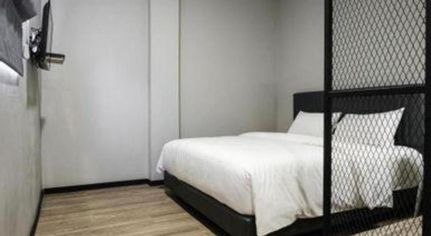 Oyo 568 Rajawali Homestay Palembang Eksteriør bilde