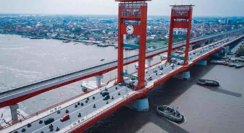Oyo 568 Rajawali Homestay Palembang Eksteriør bilde